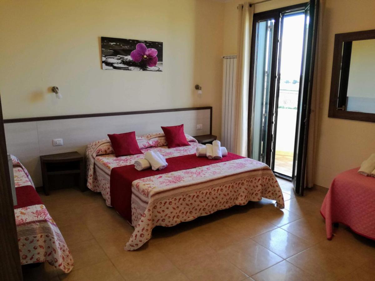 B&B Hotel Helios Uggiano La Chiesa Ngoại thất bức ảnh