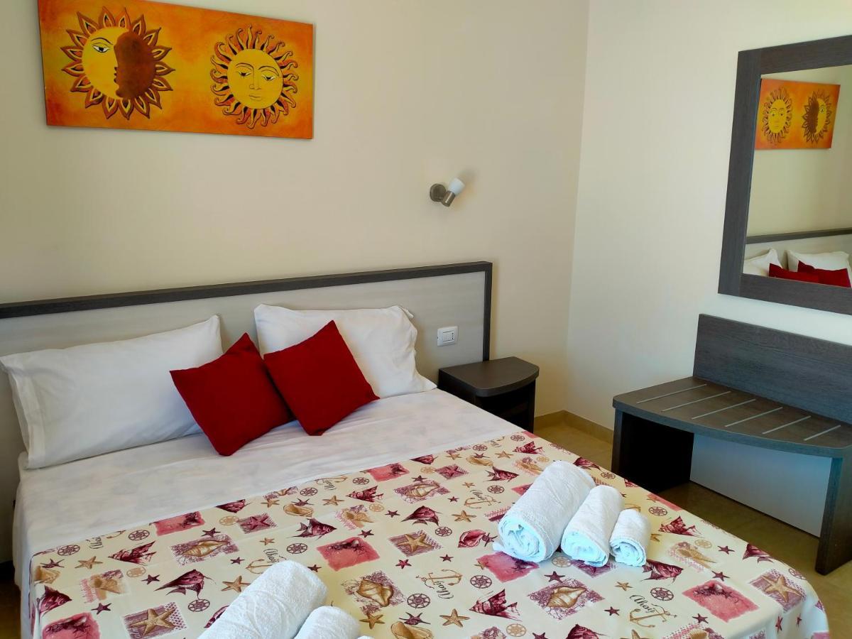 B&B Hotel Helios Uggiano La Chiesa Ngoại thất bức ảnh