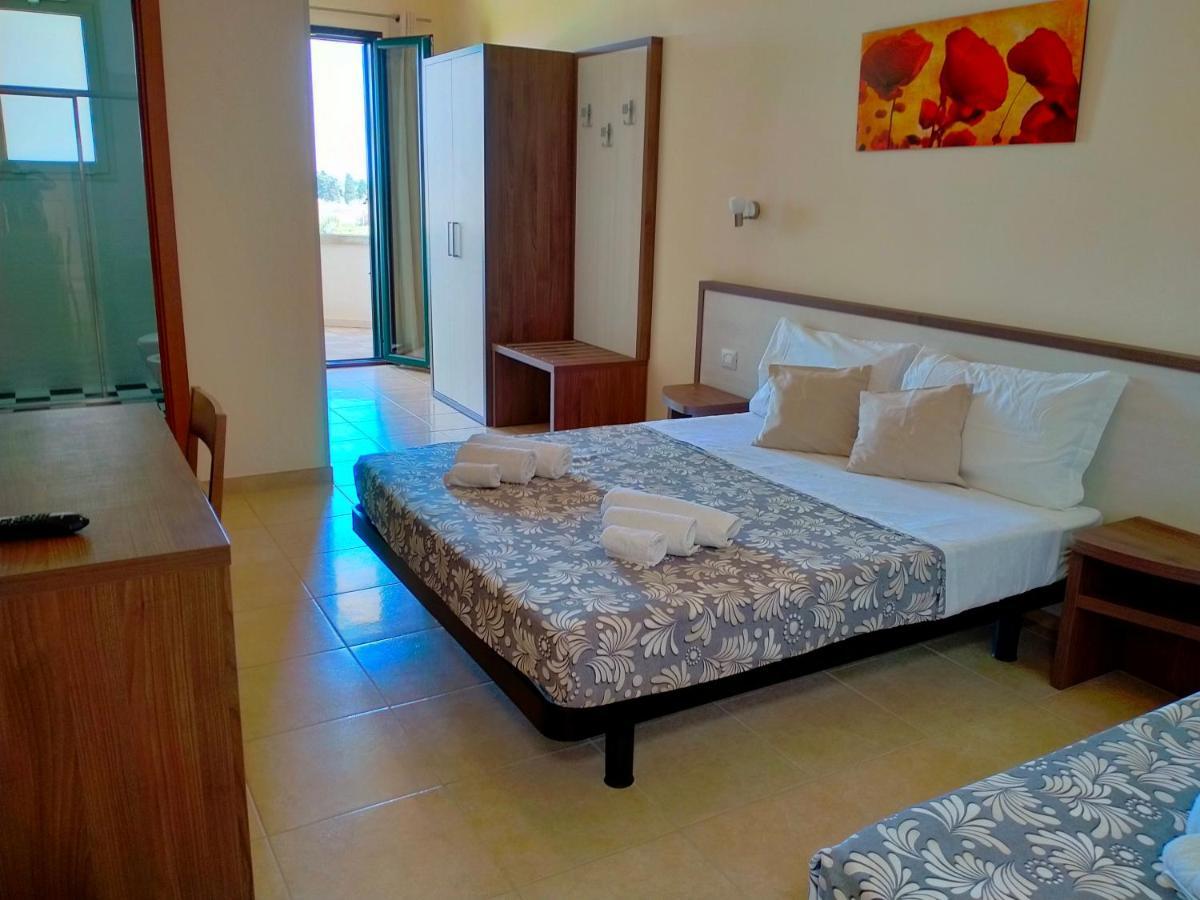 B&B Hotel Helios Uggiano La Chiesa Ngoại thất bức ảnh