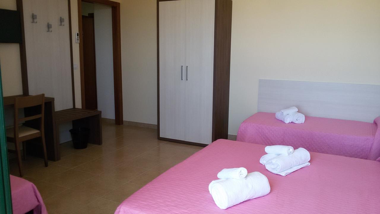 B&B Hotel Helios Uggiano La Chiesa Ngoại thất bức ảnh